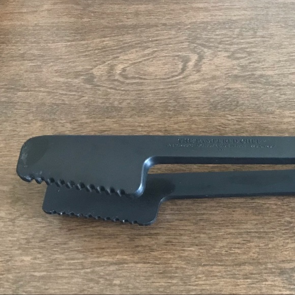 Pampered Chef Kitchen Pampered Chef 25 Black Nylon Serrated Serving Tongs 2318 Poshmark